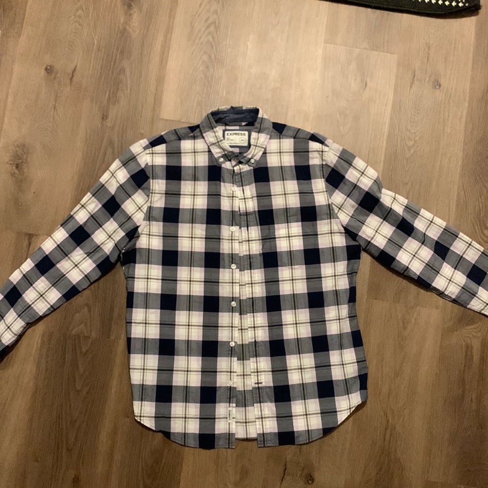 Like new! Express Men’s button down